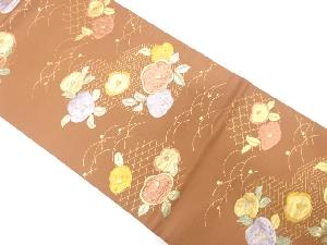 椿に露芝模様織り出し　名古屋帯